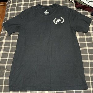 The nike tee